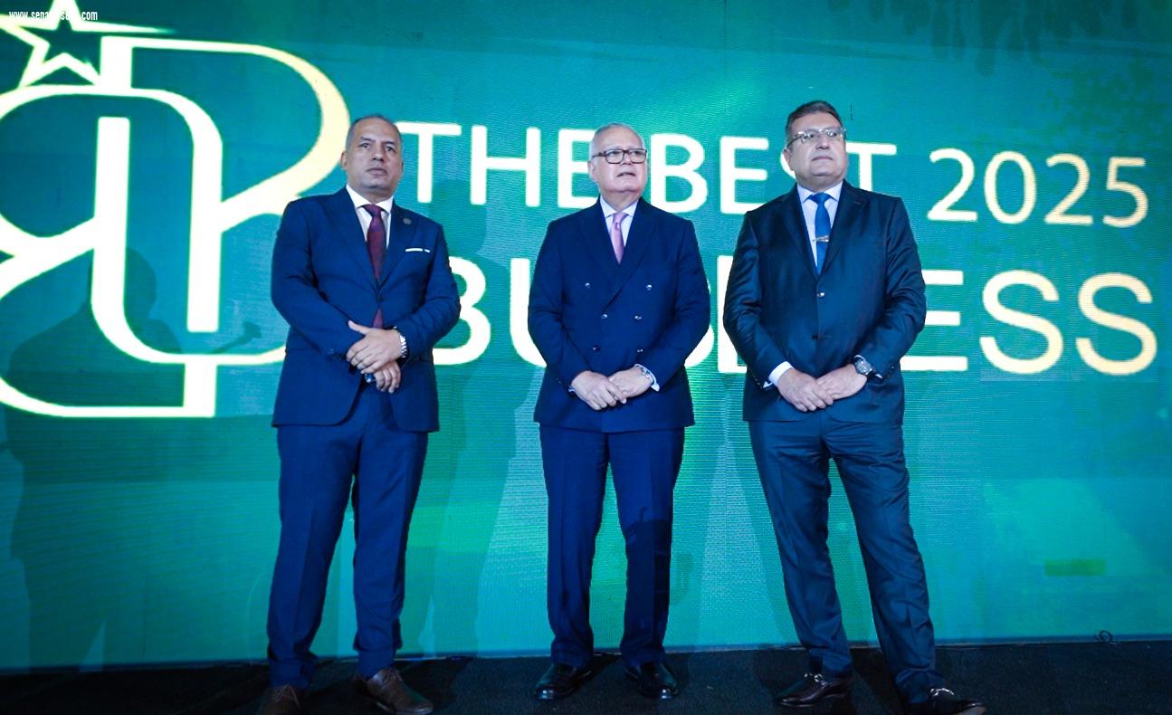 الاتحاد العام للمستثمرين الأفرو- آسيوي يهنئ المهندس طارق شكري لفوزه برئاسة غرفة التطوير العقاري باتحاد الصناعات 