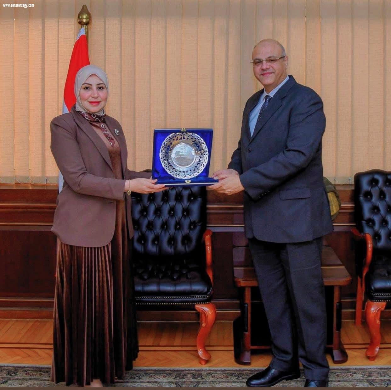 إشادة واسعة بجهود القنصل العام لليبيا بالإسكندرية ياسمينة المسماري في خدمة الجالية وتعزيز العلاقات الثنائية
