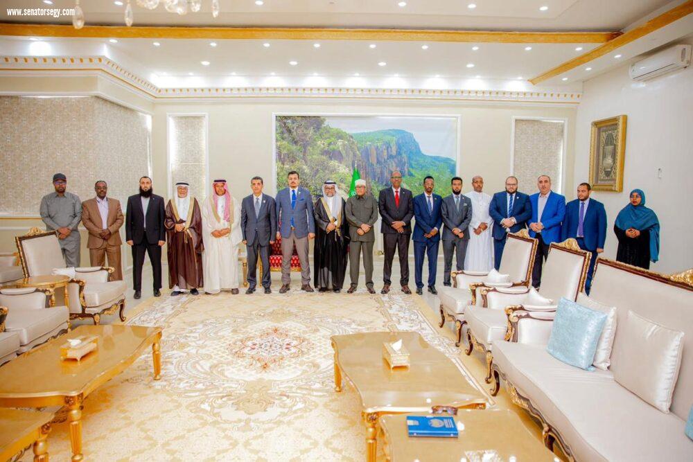 Le Président de la République du Somaliland reçoit une délégation du Conseil Supérieur de l'Économie Arabo-Africaine au Palais présidentiel