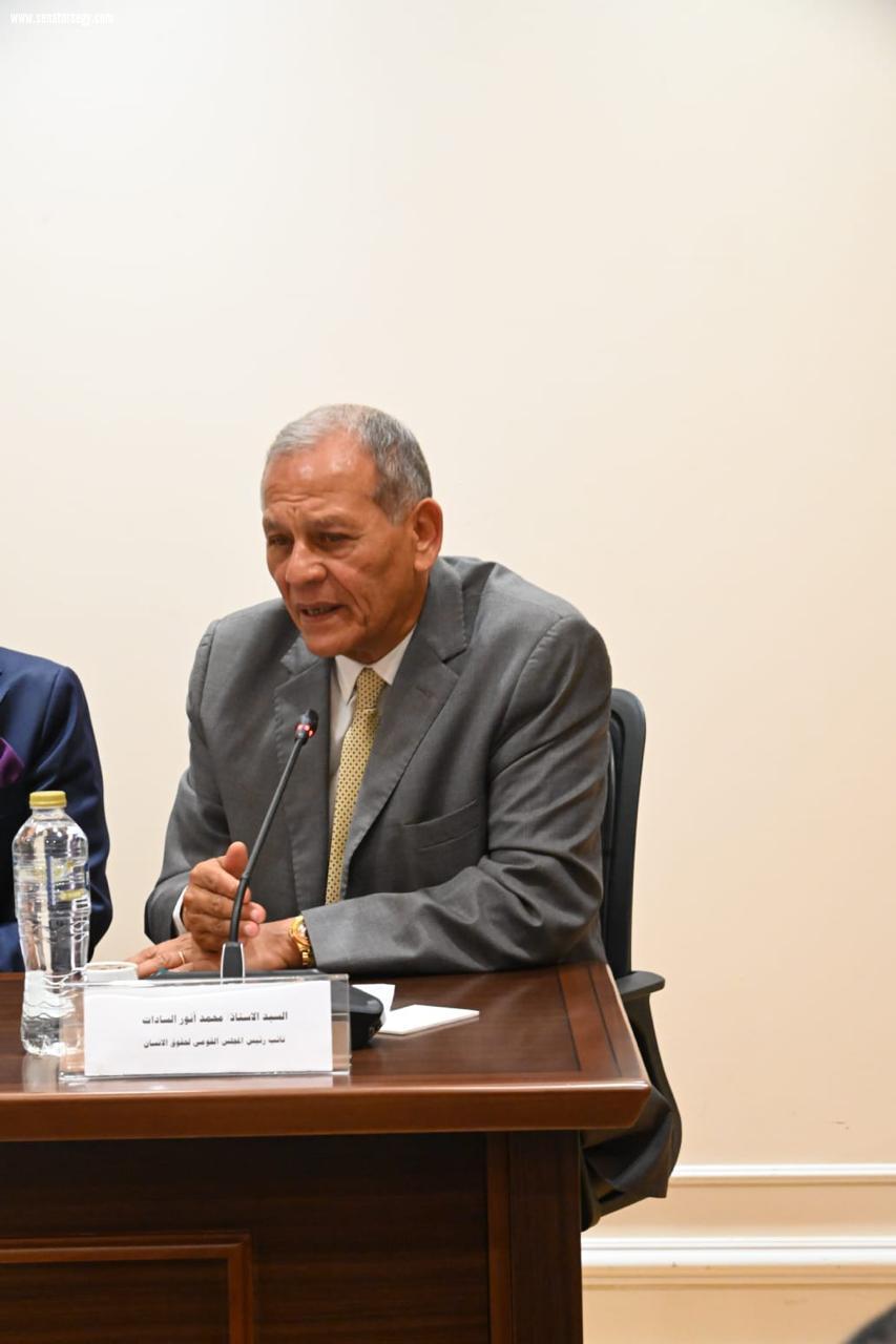 السادات: تعزيز التنسيق بين البرلمان و