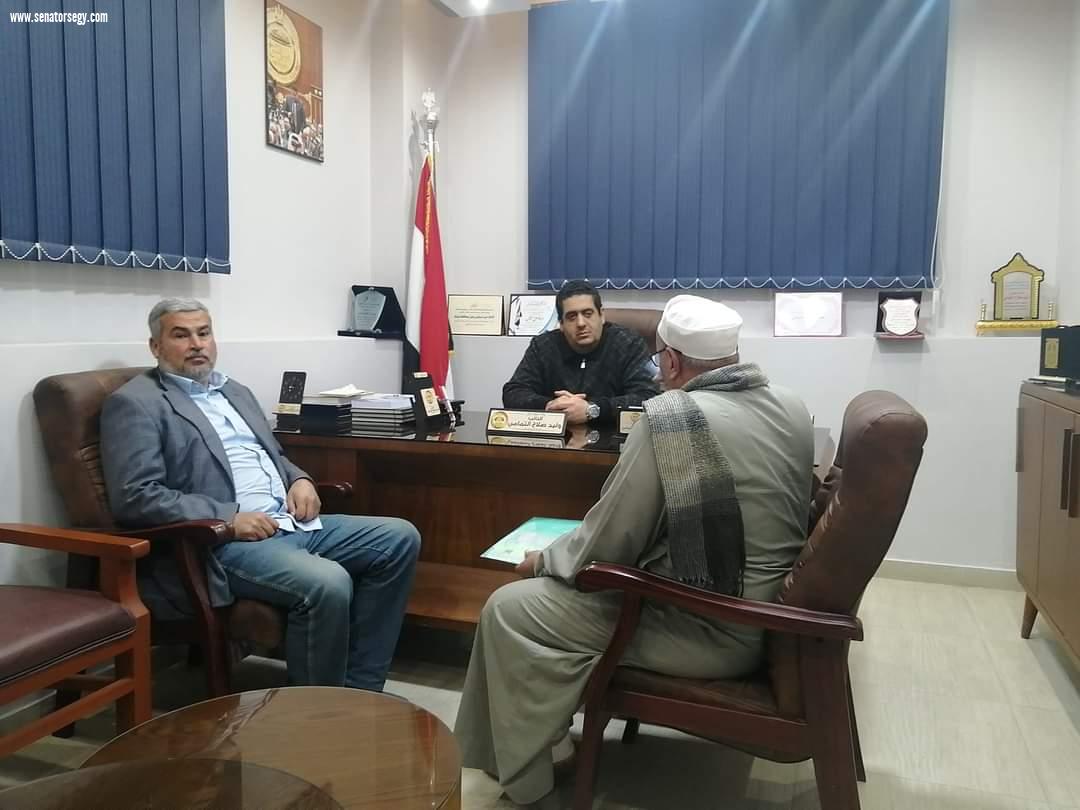 عمل مكثف للنائب وليد التمامي قبل حلول شهررمضان الكريم جولات ميدانية لمتابعة القوافل الطبية ومنافذ بيع السلع المخفضة ولقاء الآهالي بمراكز وقري دمياط للإستماع لطلباتهم