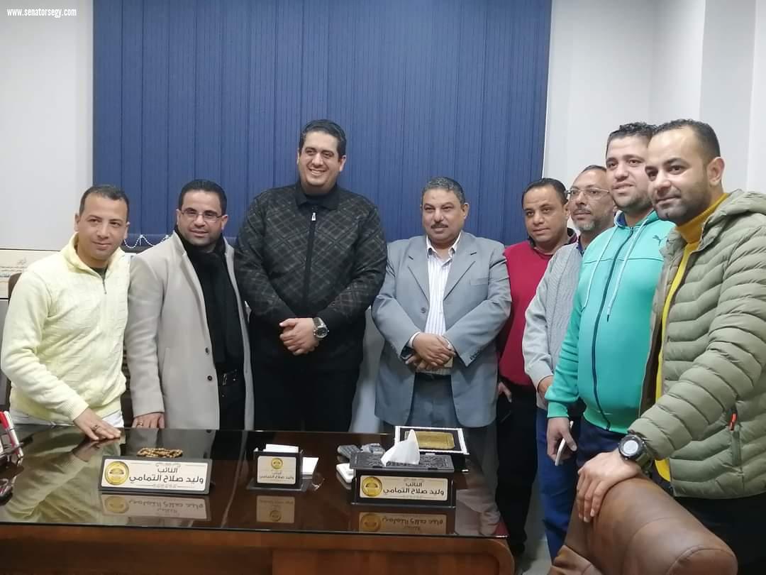 عمل مكثف للنائب وليد التمامي قبل حلول شهررمضان الكريم جولات ميدانية لمتابعة القوافل الطبية ومنافذ بيع السلع المخفضة ولقاء الآهالي بمراكز وقري دمياط للإستماع لطلباتهم