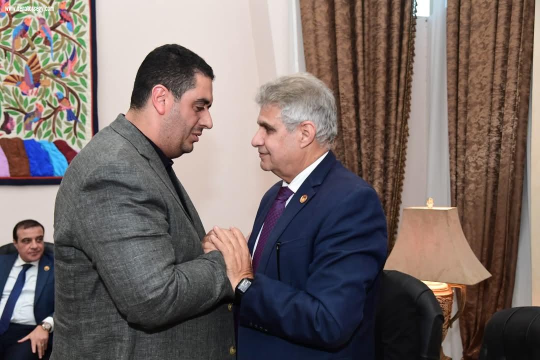 بحضور محافظ القاهرة ونائب محافظ دمياط النائبان وليد التمامي ومحمد ابوحجازي يشاركان في إفتتاح معرض حزب مستقبل وطن للأثاث بأرض المعارض