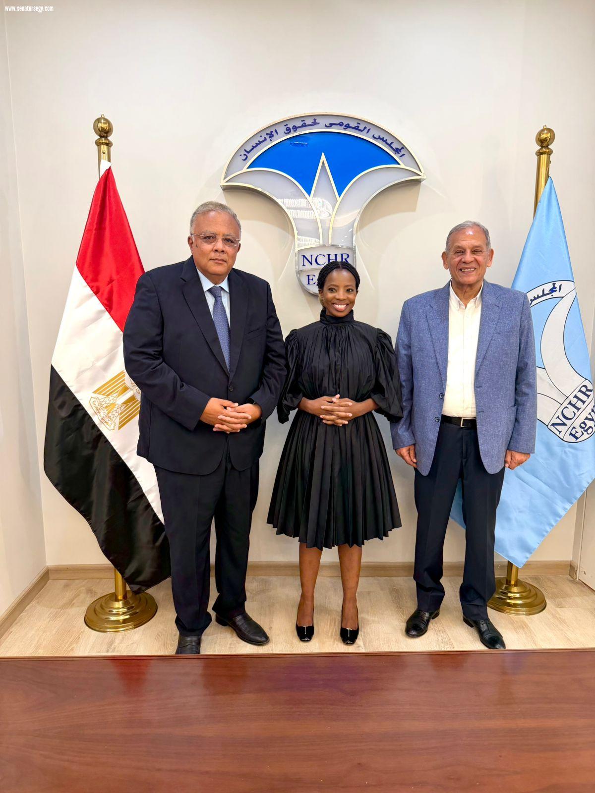 رئيس القومي لحقوق الإنسان يستقبل أمين مظالم جنوب أفريقيا في أول زيارة لمصر