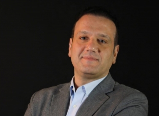 وليد توفيق يُحذر: بطانة الرحم المهاجرة قد تُعطل حياة السيدات لسنوات بسبب تأخر التشخيص