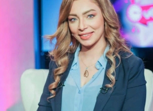 الإعلامية أنجل جمال تستعد لتقديم برنامجها العقاري الاقتصادي الجديد “أرض صلبة” على قناة “الشمس اليوم”