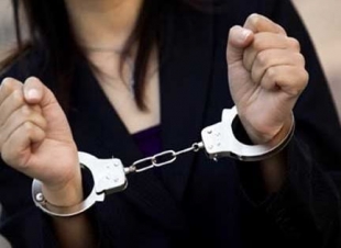 باعت شقتها وضاع ذهب أمها.. شيماء معوض تروي مأساة سقوطها في فخ نصابة الجامعة الأمريكية المزيفة