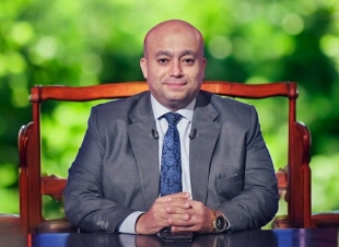 إسلام عوض: الموقف المصري من غزة قتال دبلوماسي لرفض تصفية القضية الفلسطينية