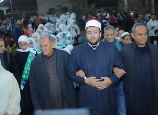 محمد أنور السادات يشارك في تكريم حفظة القرآن الكريم بمشروع 