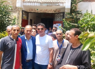 المستشار مجدي البري يدلي بصوته في انتخابات الشيوخ بمحافظة الغربية.. ويشيد بوعي المواطنين